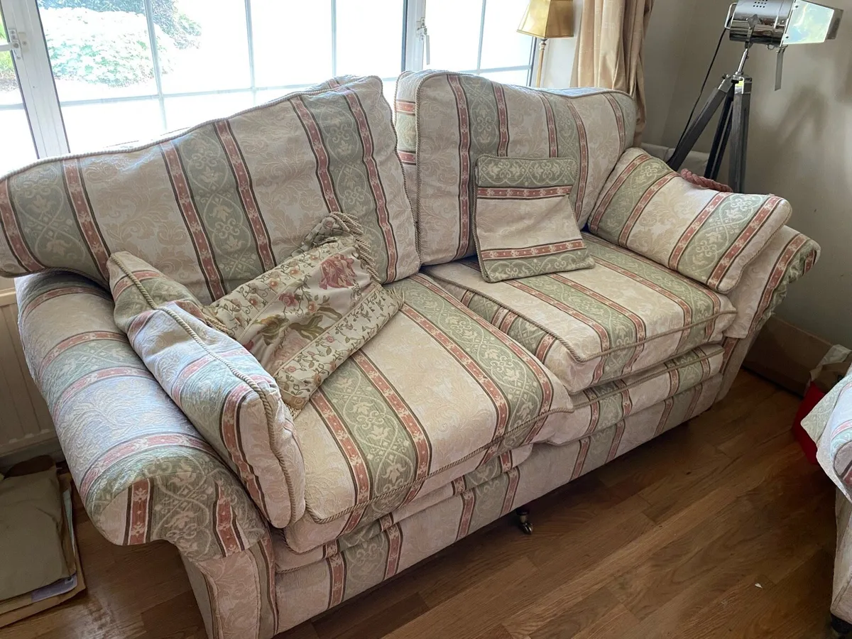 Couch - Image 1