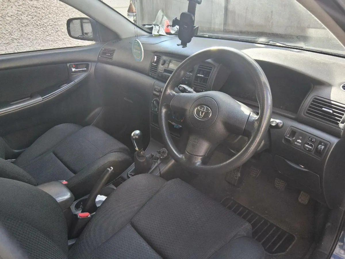 Car - Image 3