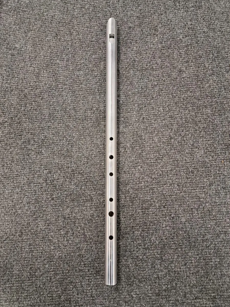 Chieftan V5-D Low Whistle - Image 2