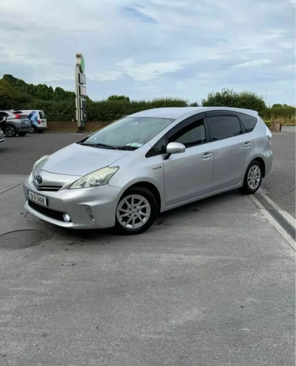 Toyota Prius 2013 - Image 1