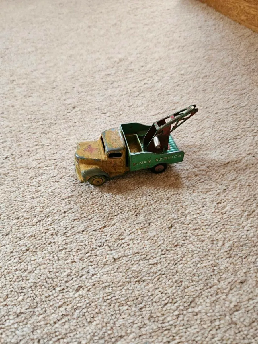 Dinky 1950's Tow Truck Wrecker - Image 1