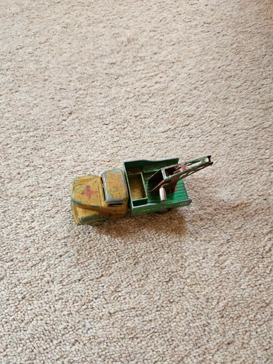 Dinky 1950's Tow Truck Wrecker - Image 3