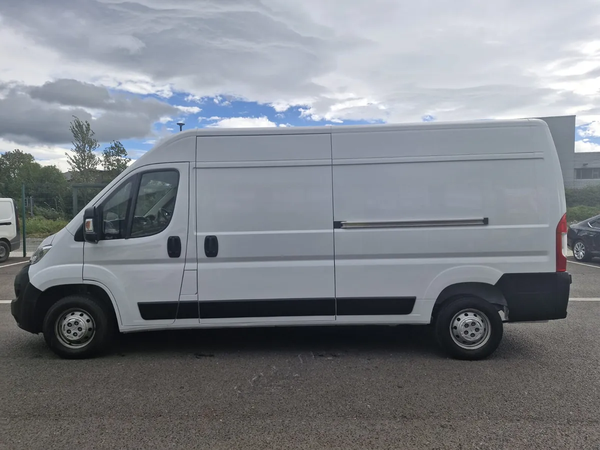 Opel Movano 2022 - Image 2