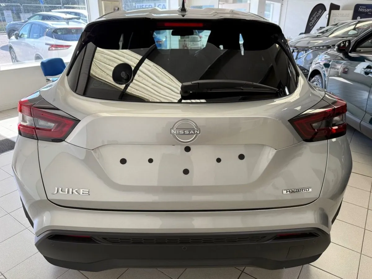 Nissan Juke Hybrid SVE PRE REG Save  1 000 s - Image 2