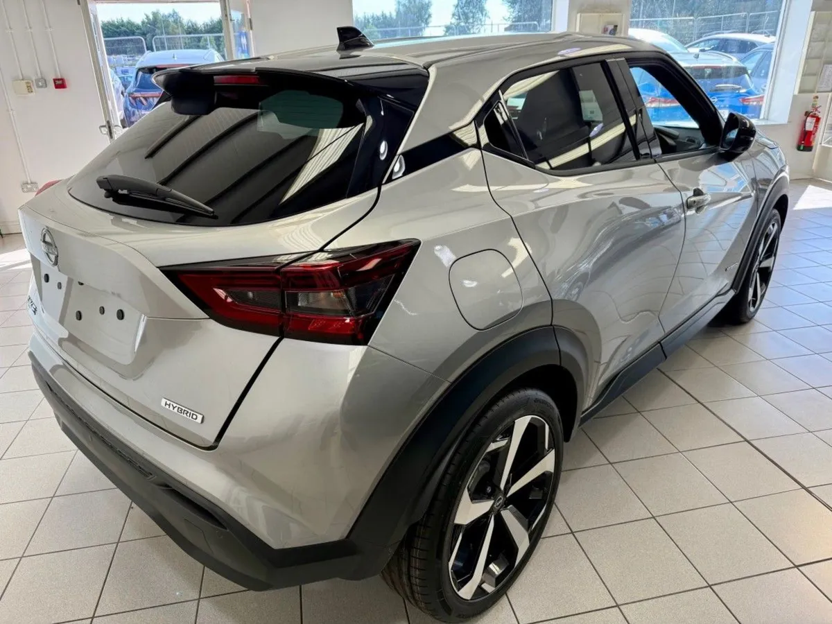 Nissan Juke Hybrid SVE PRE REG Save  1 000 s - Image 3