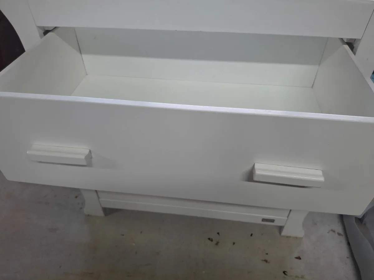 BR Baby chest of drawers - Image 3
