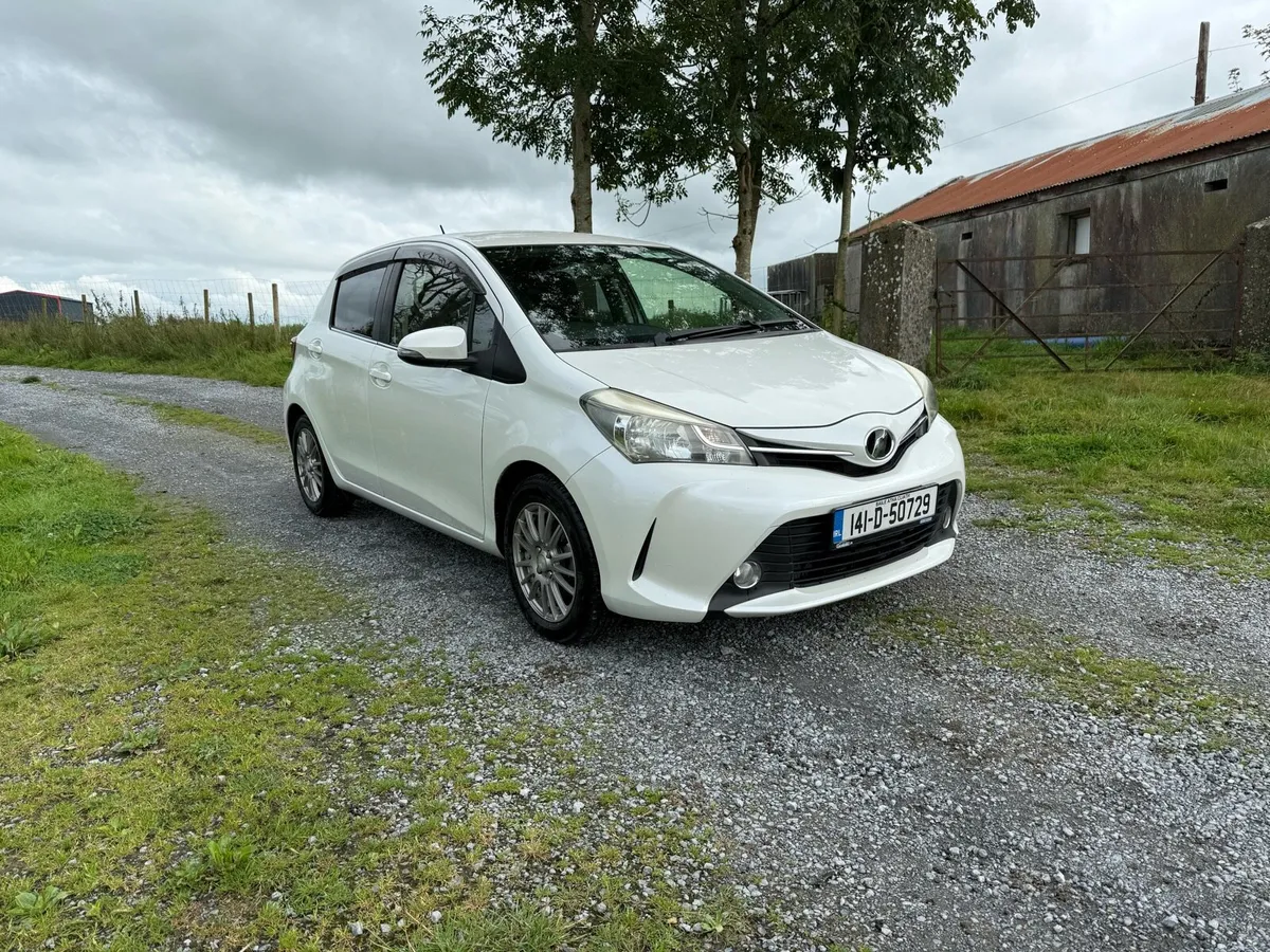 2014 Toyota Vitz/Yaris Jewela 1.3 Automatic - Image 1