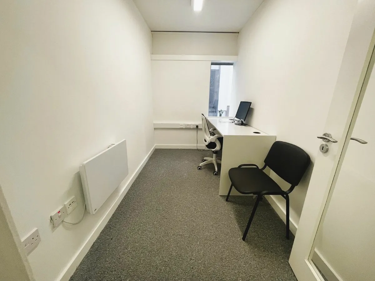 Office To Let in Tralee - Image 4