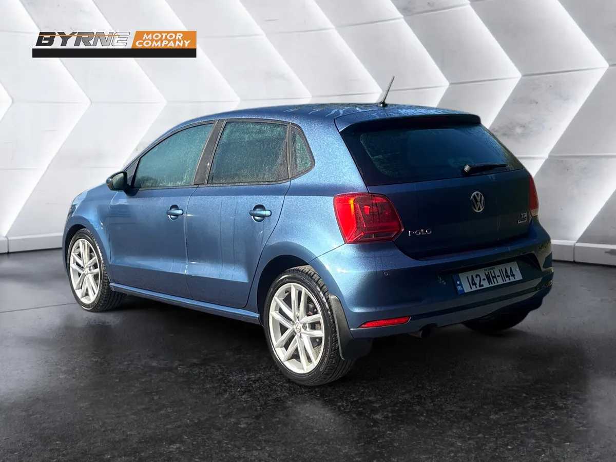 VOLKSWAGEN POLO 1.4 TDI COMFORTLINE, 2014 - Image 2