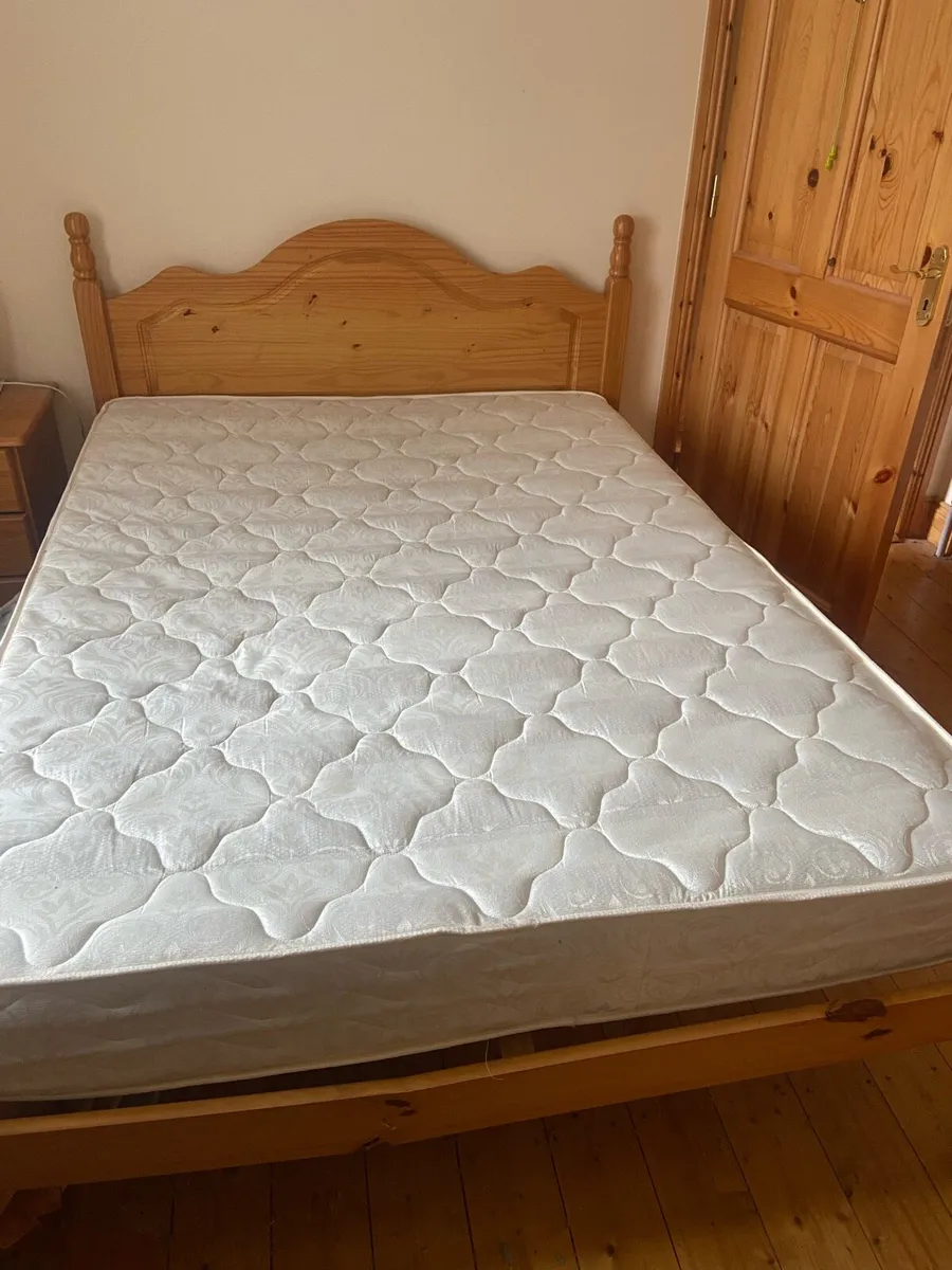 Bedroom furniture - Image 3