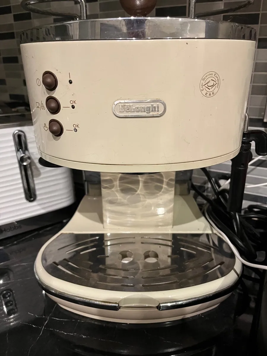 Coffee Machine - Image 2