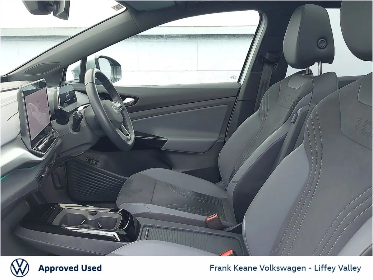 Volkswagen ID.4 77kwh PRO Plus 286BHP  pan Roof - Image 4