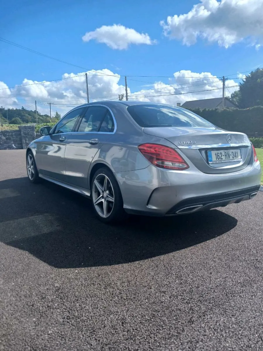 Mercedes Benz C180 AMG - Image 4