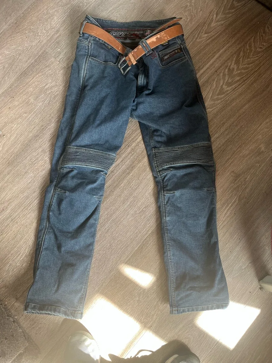 Motorcycle gear - Image 2
