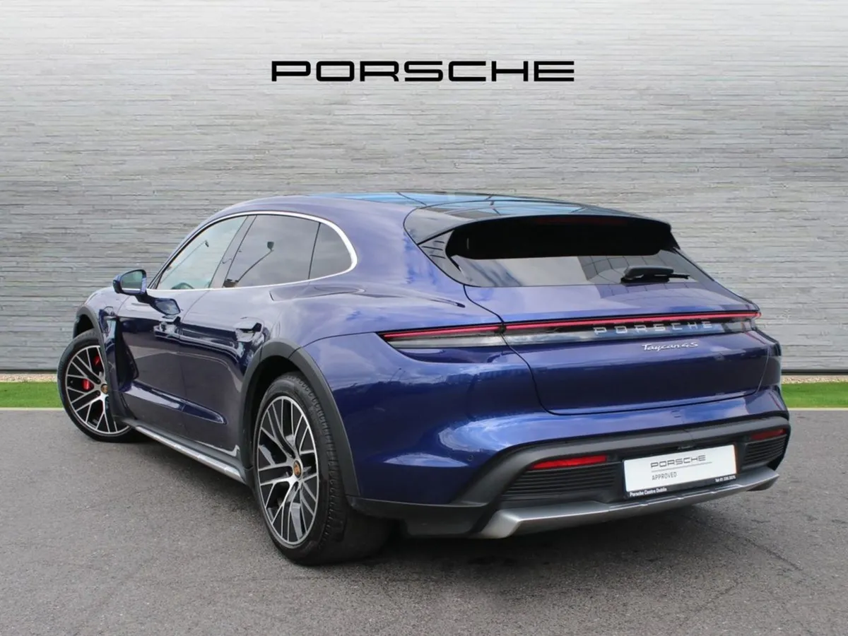 Porsche Taycan 4S Cross Turismo - Image 3
