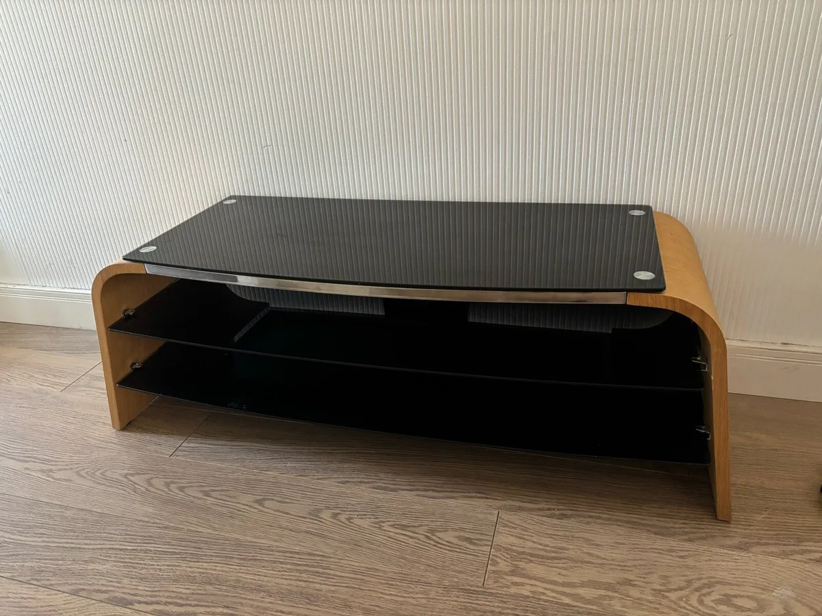 Television Stand - Image 1
