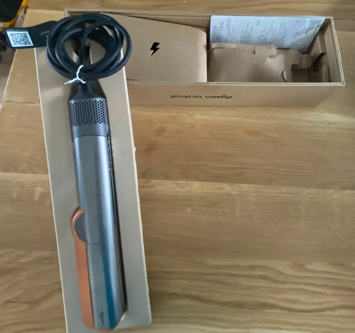 Dyson Airstraight - Image 1