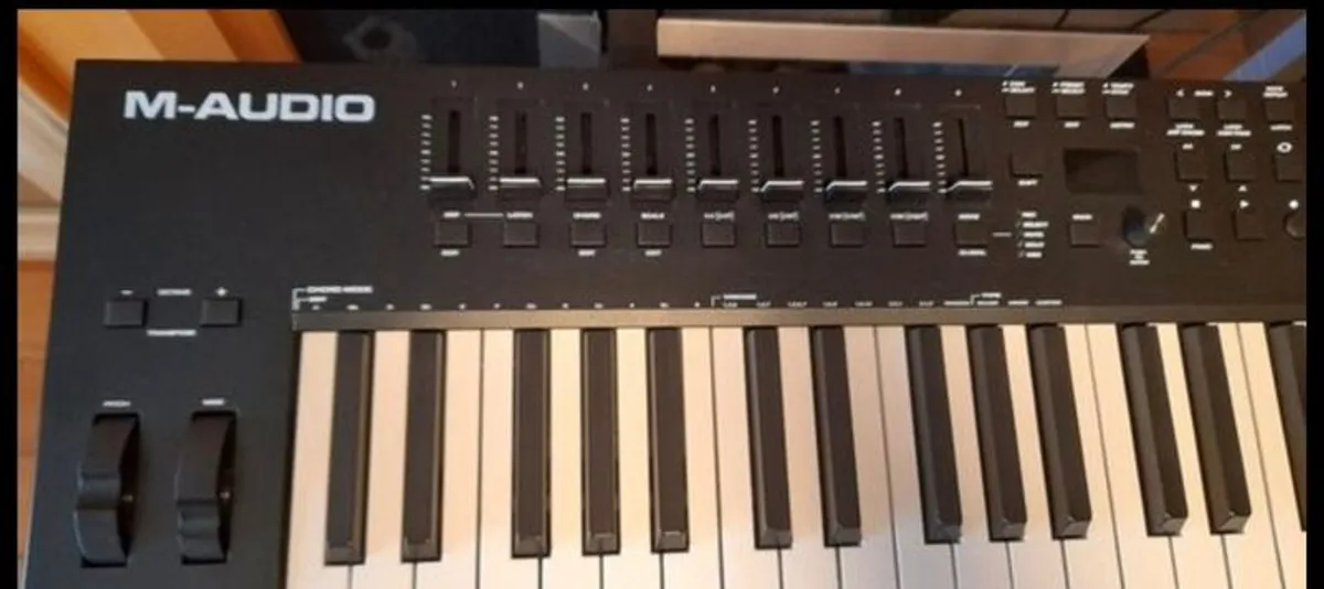 M-Audio Oxygen Pro 61 - Image 2