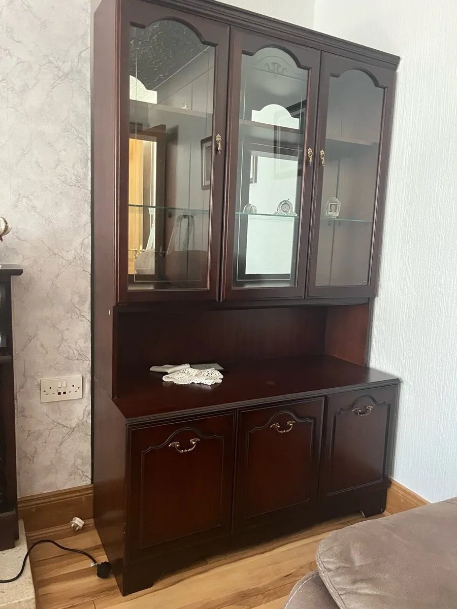 Rossmore Display Cabinet - Image 2