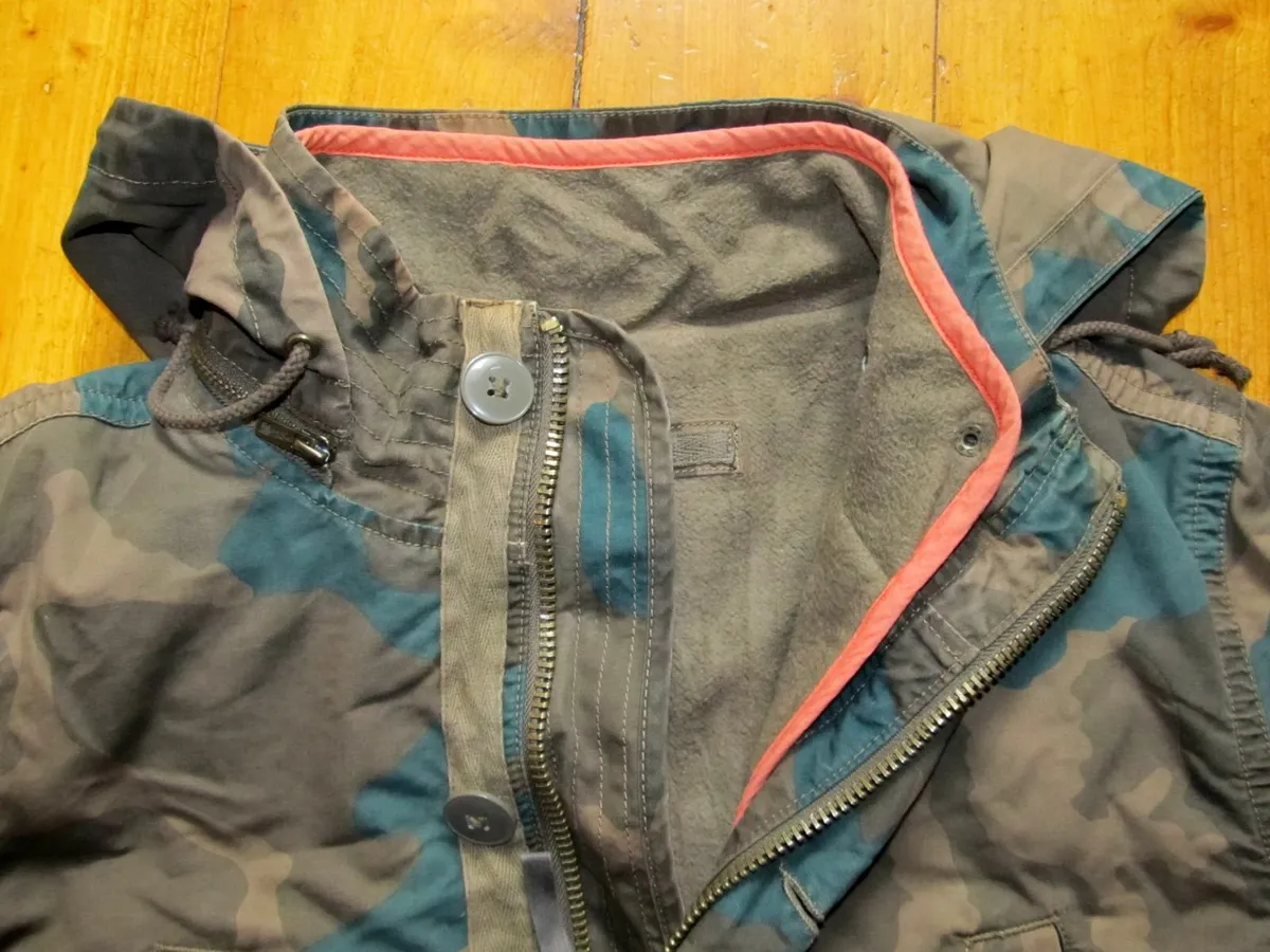 DKNY Jeans Camouflage Fishtail Parka, Size M - Image 4