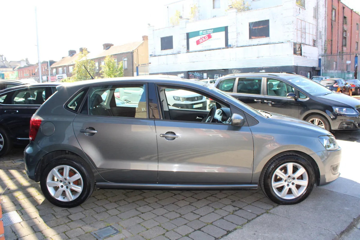 Volkswagen Polo 1.2 MANUAL 2011 *10-26 NCT* - Image 2