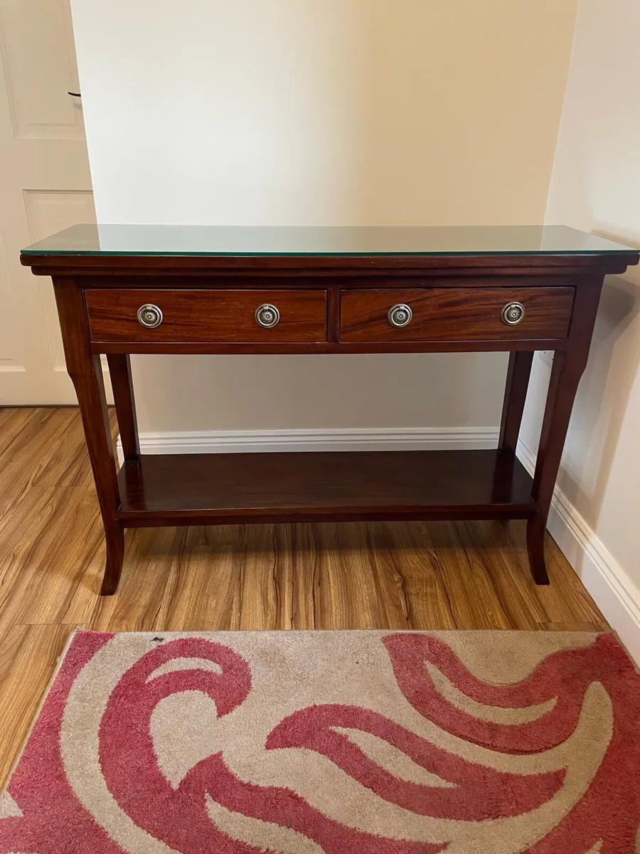 Mahogany hall table - Image 1
