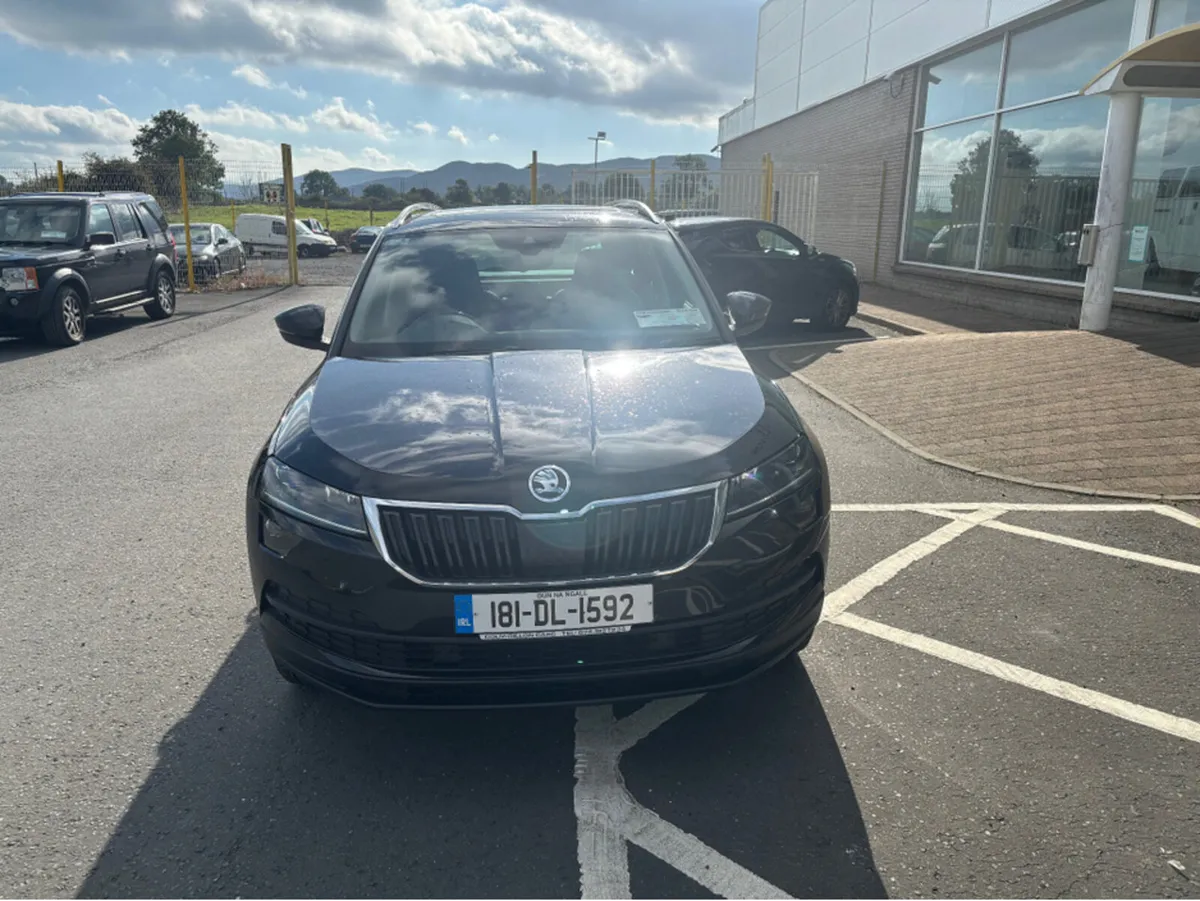 Skoda Karoq STYLE 1.6 TDI 116HP 4DR 5DR - Image 3