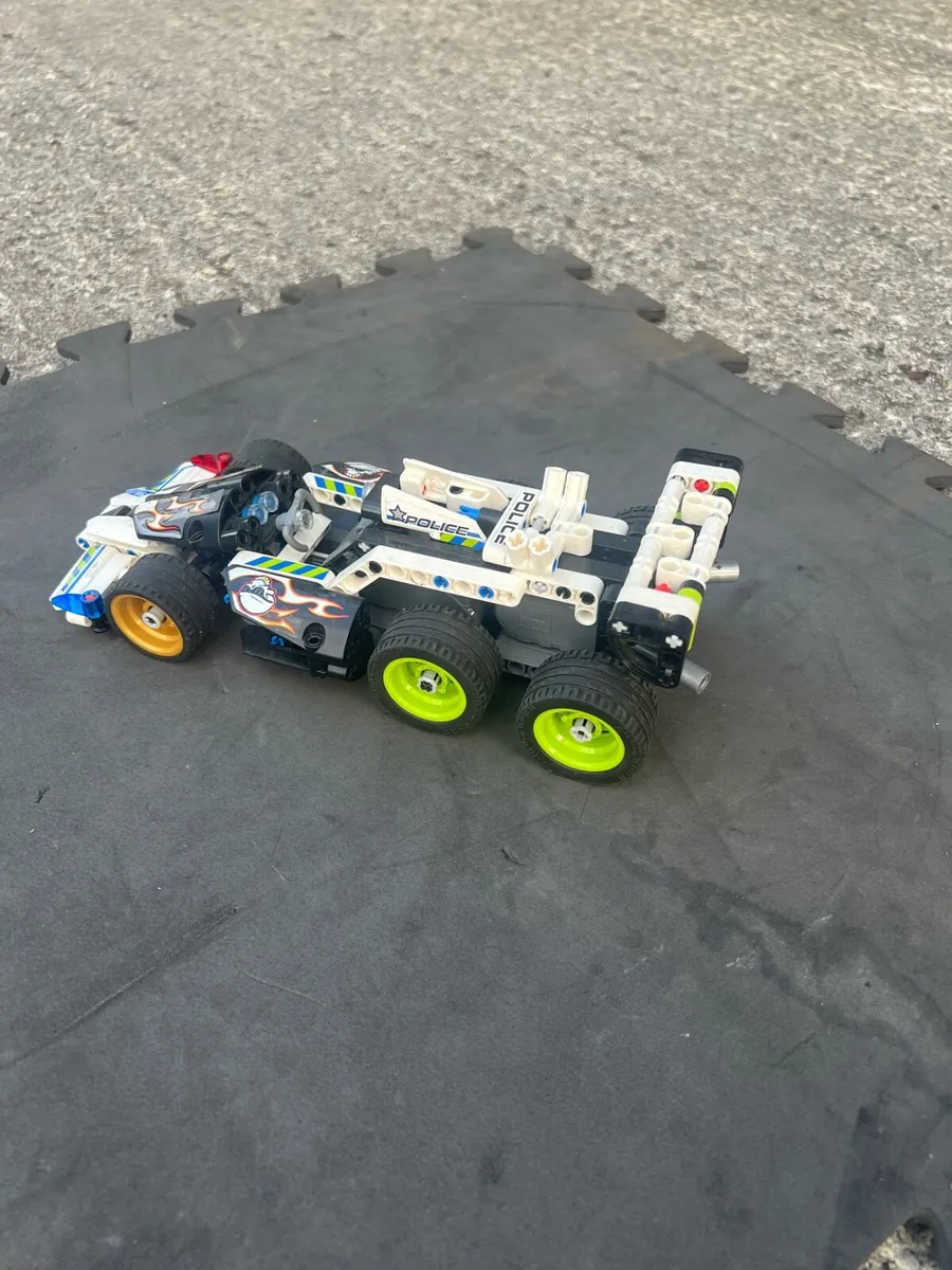 Lego technic getaway racer - Image 2
