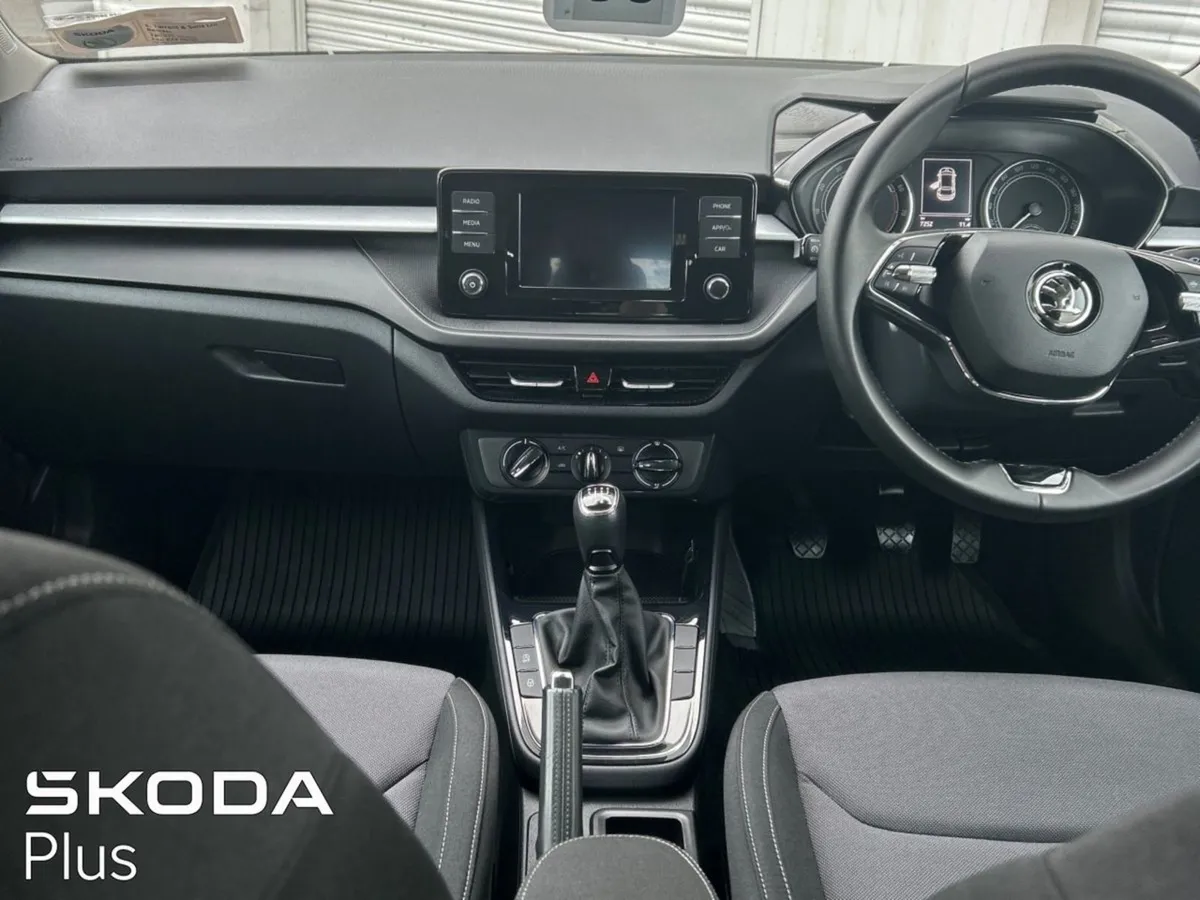 Skoda Fabia 1.0 MPI 65hp Ambition - Image 2