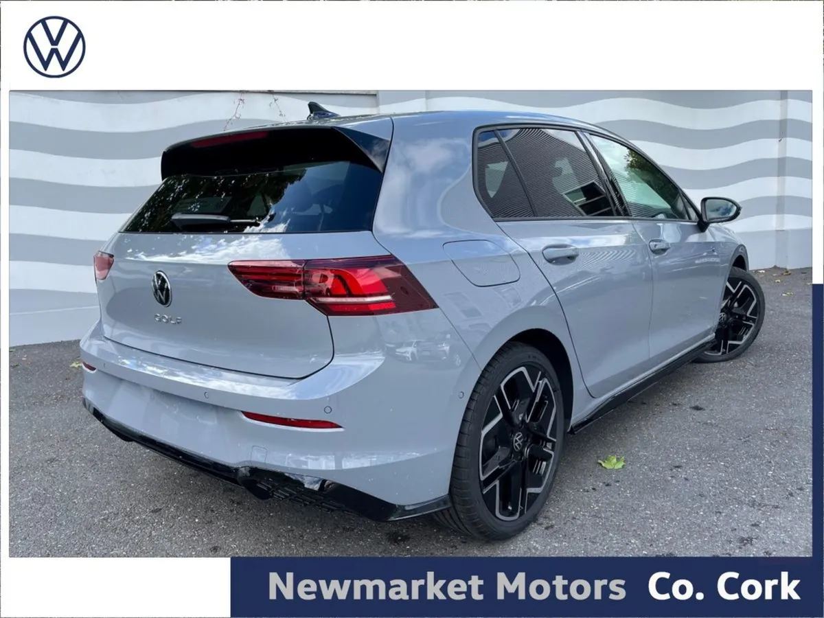 Volkswagen Golf R-line 2.0tdi 150BHP DSG Automatic - Image 3
