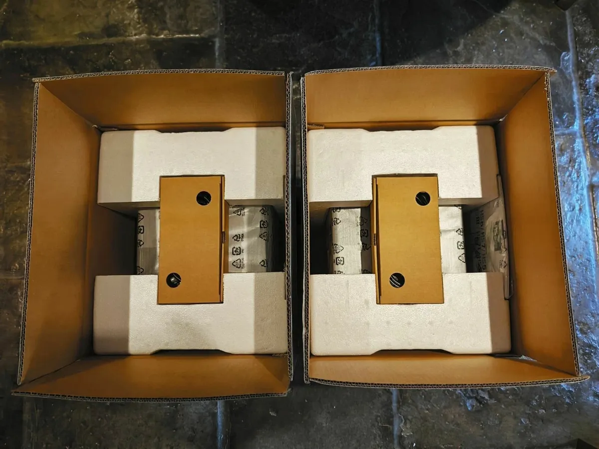 Yamaha HS8 Studio Monitors (Pair) - Image 2