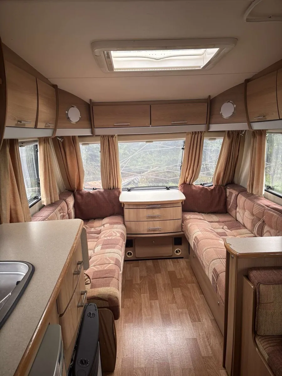 2008 Elddis Avante Club 524 - Image 2