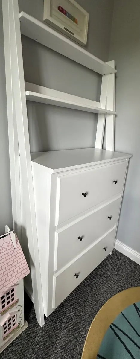 Chest of drawers - Image 3