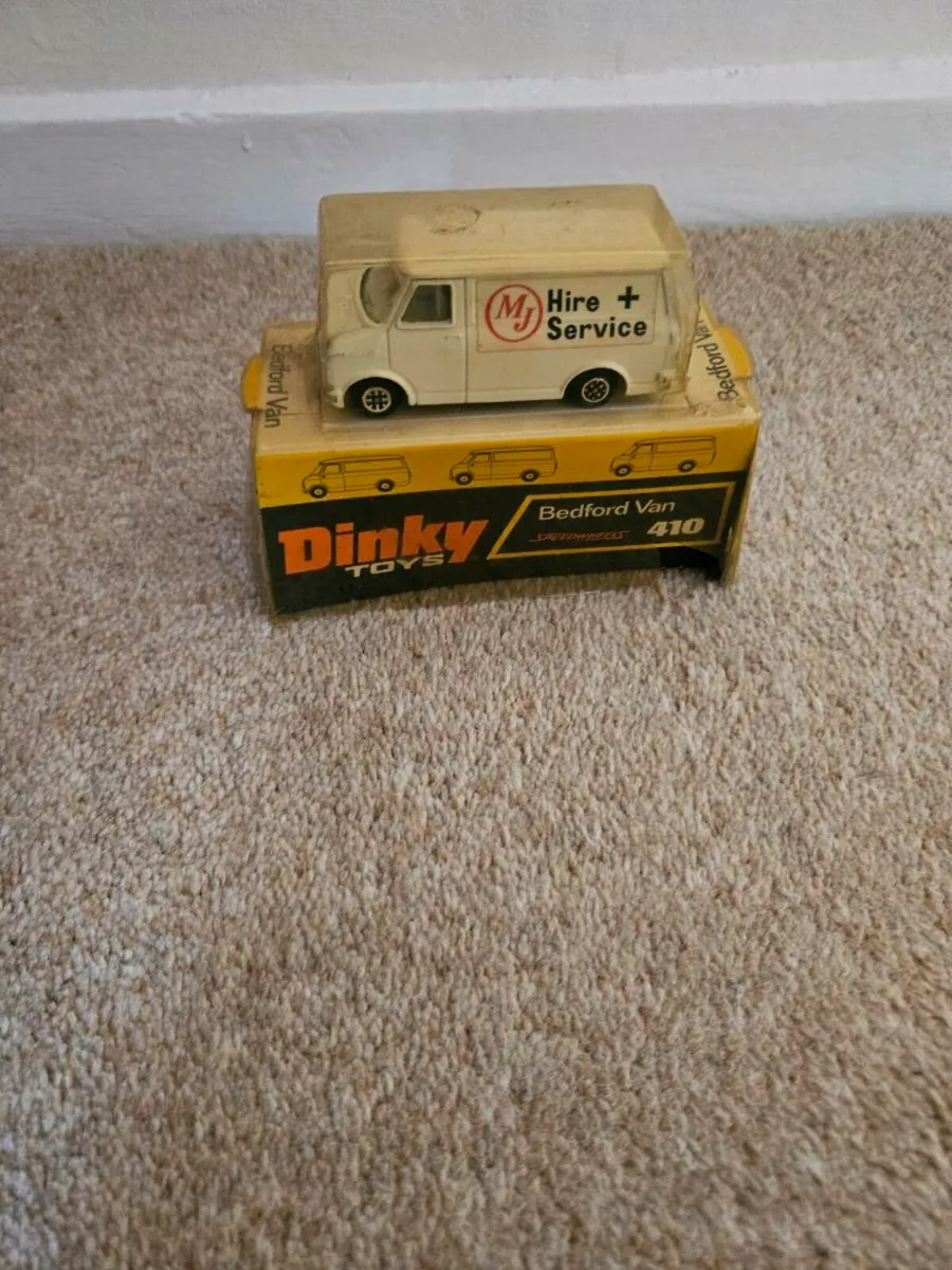 Dinky 1970's Bedford Van Code3 - Image 1