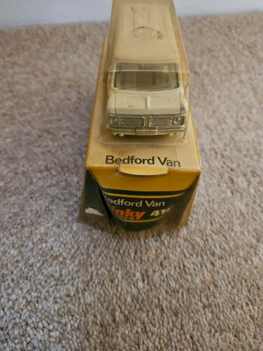 Dinky 1970's Bedford Van Code3 - Image 4