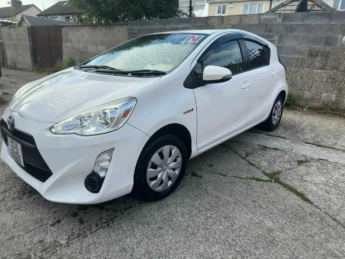 Toyota Aqua 2017 - Image 1