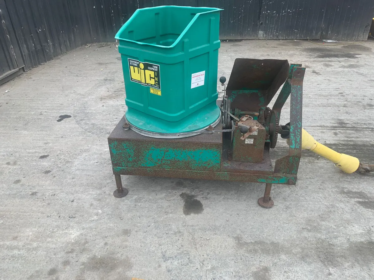 Straw Chopper - Image 1