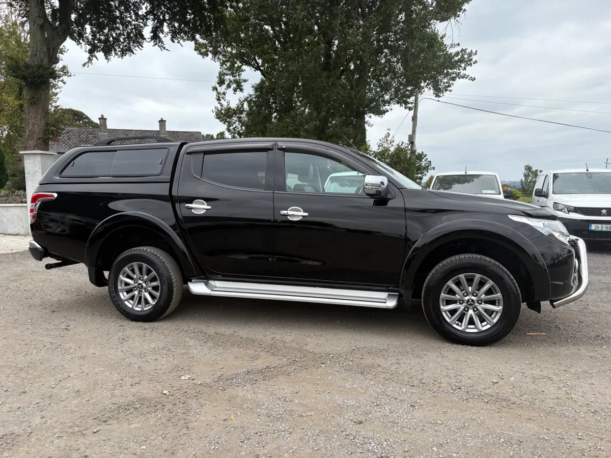 Mitsubishi L200 - Image 1