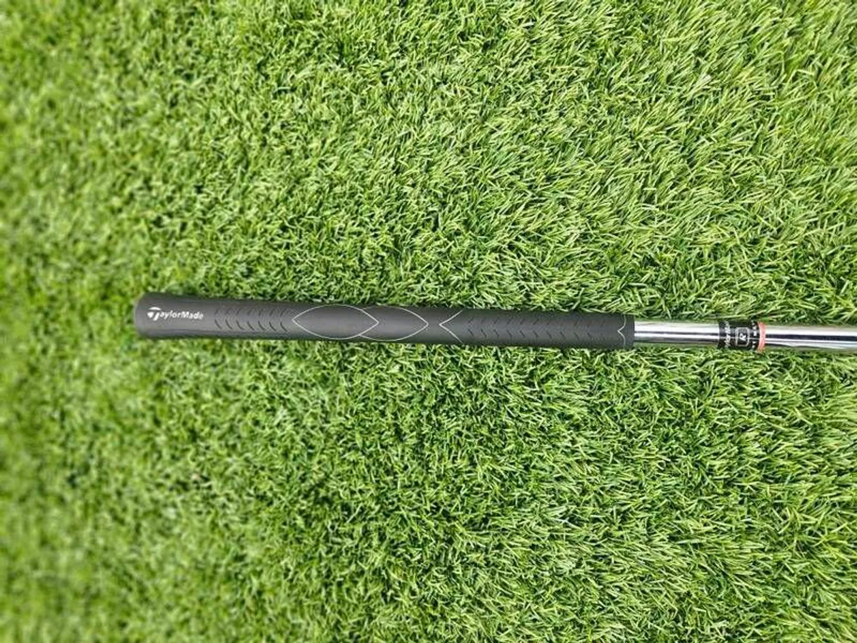 Taylormade Rescue Mid 22 degree - Image 4