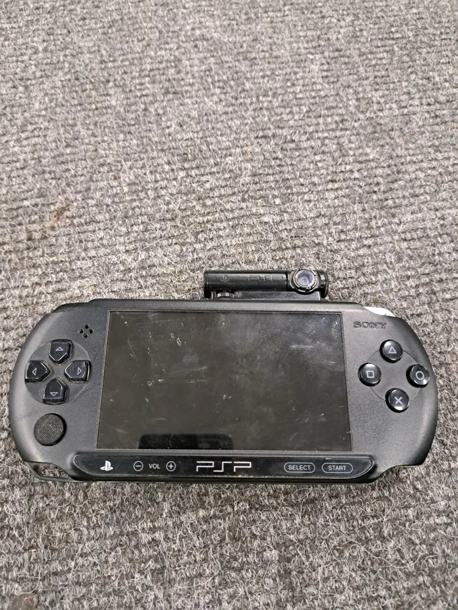 PSP 3100 With Camera - Image 1
