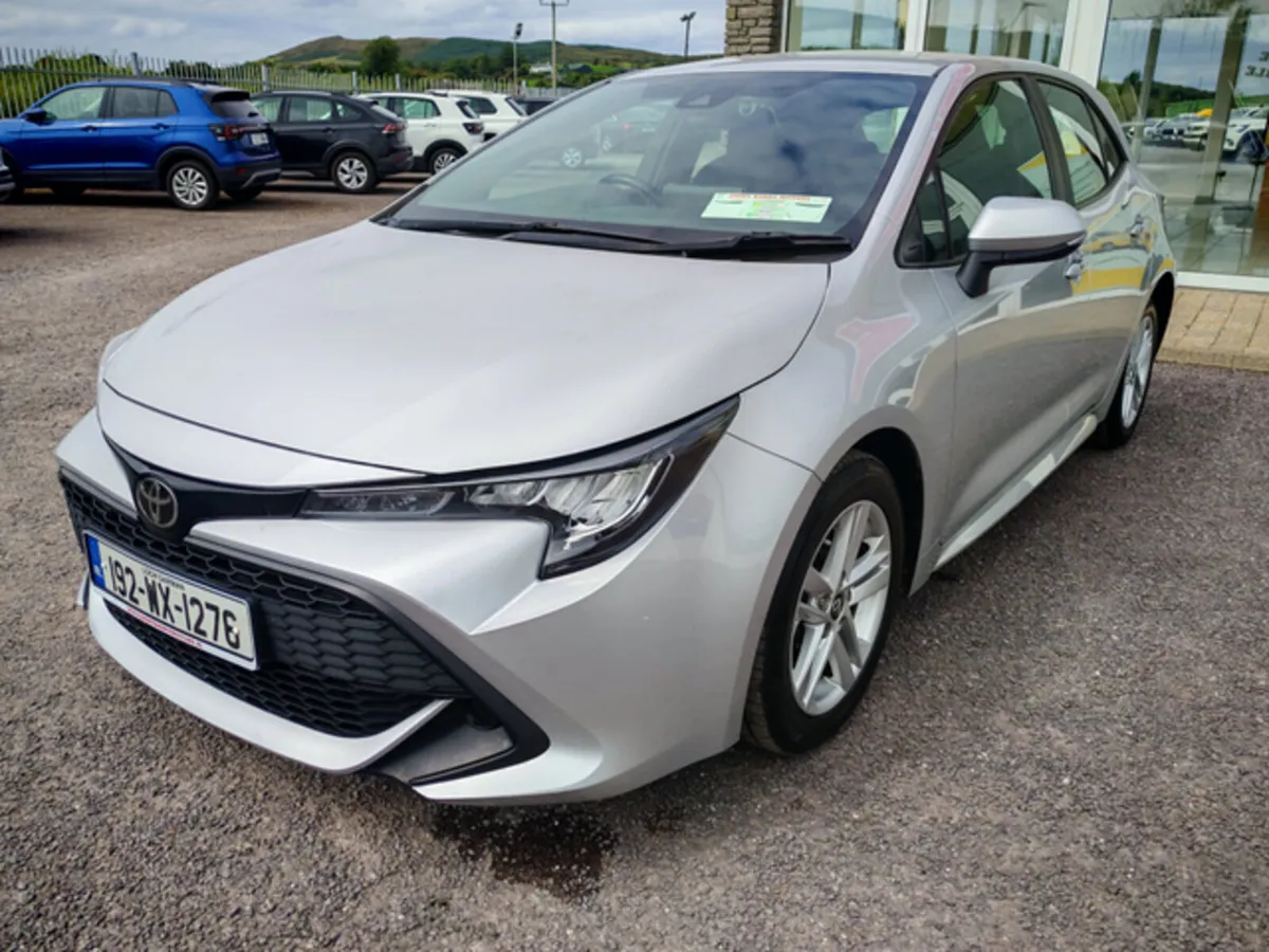 Toyota Corolla 2019 - Image 2