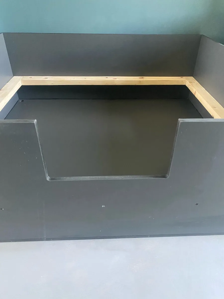 🐾 High-Quality Puppy Whelping Box – 105cm x 120cm - Image 4