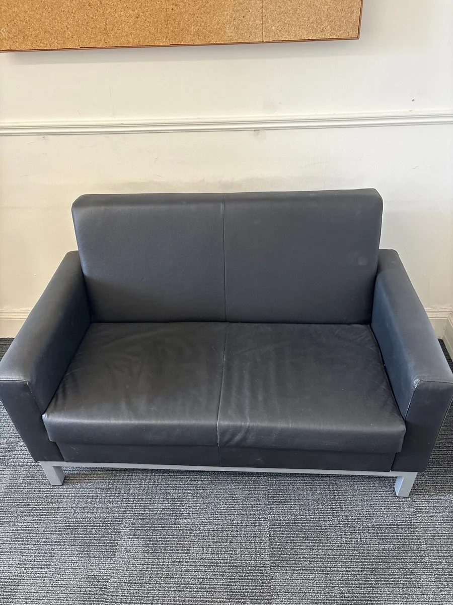 Couch - Image 2