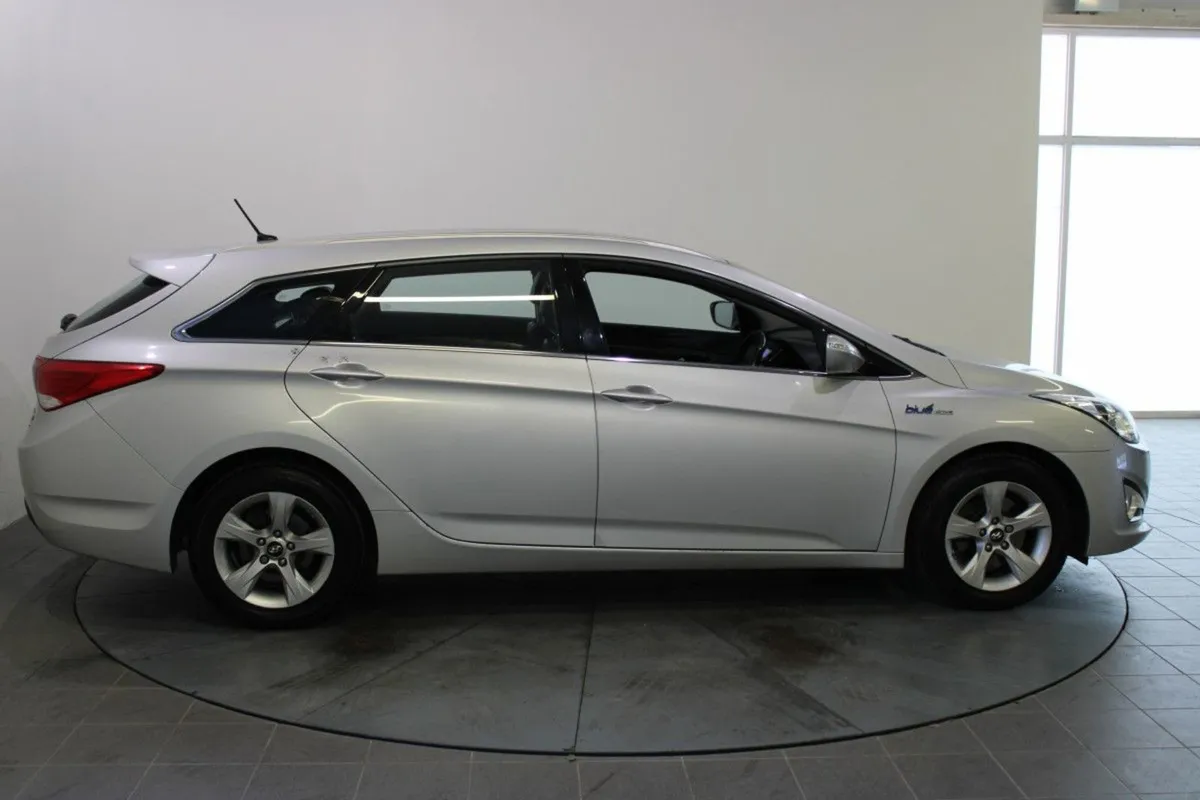 Hyundai i40 1.7 Crdi Active Blue Drive - Image 4