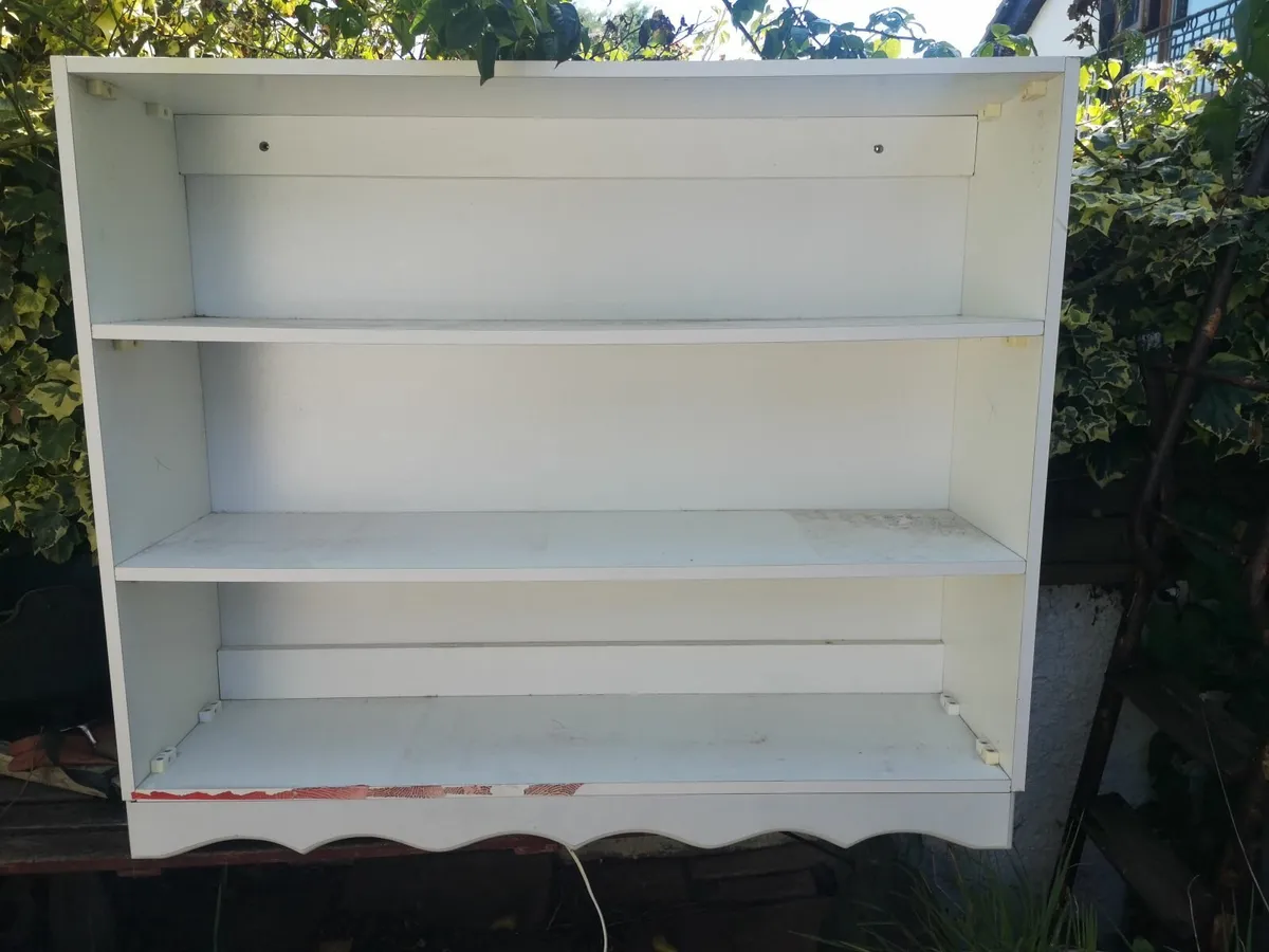 Bookshelf