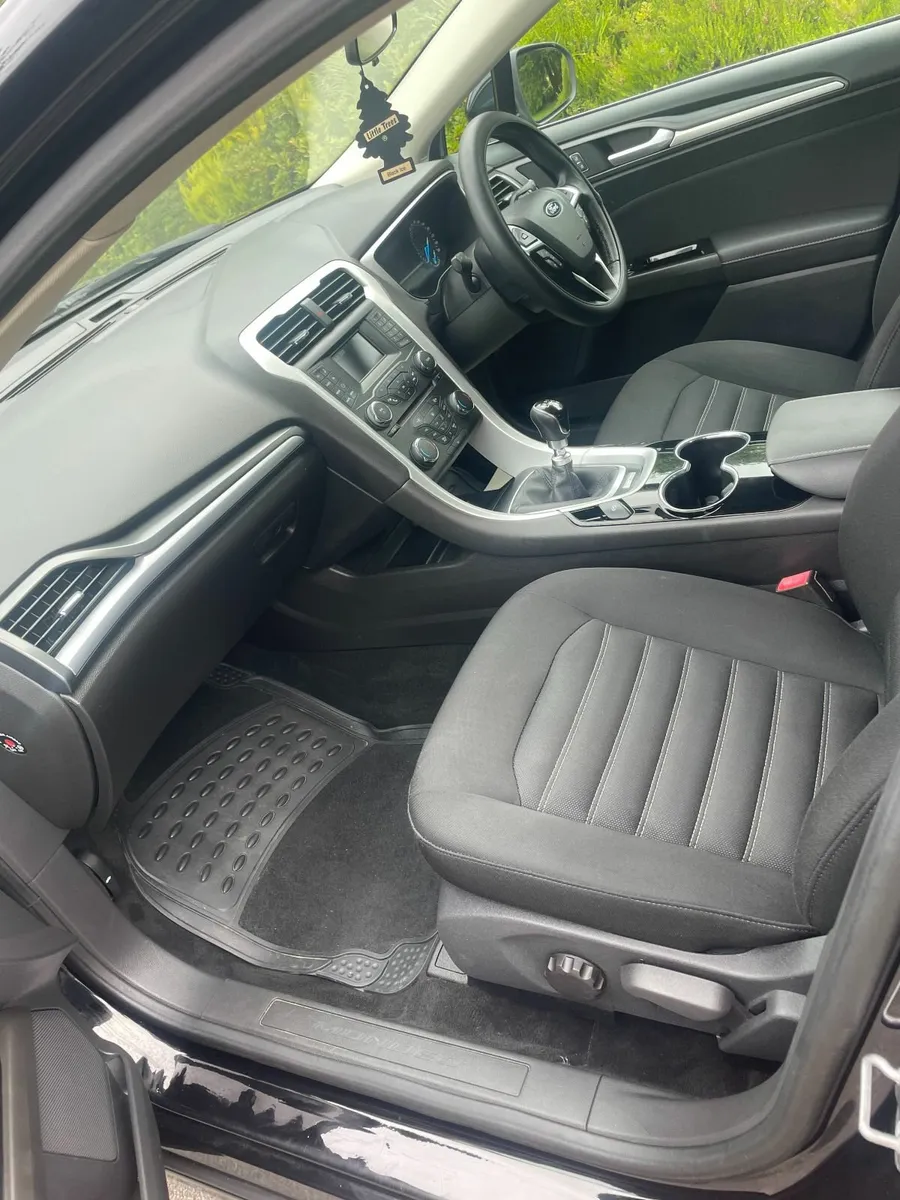 Ford Mondeo 2016 (Available) - Image 4
