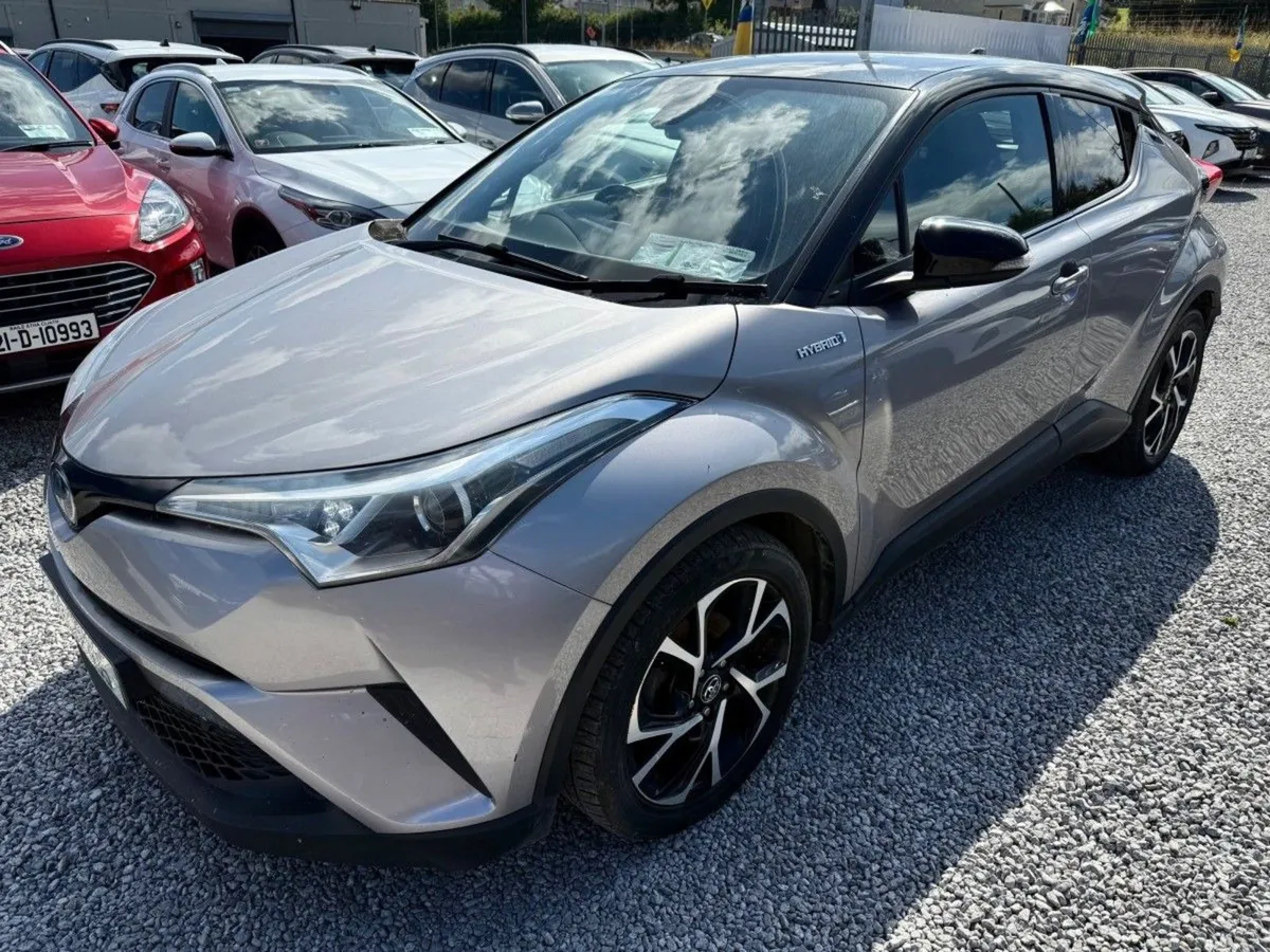 Toyota C-HR HEV Luna Sport  just IN - Image 3