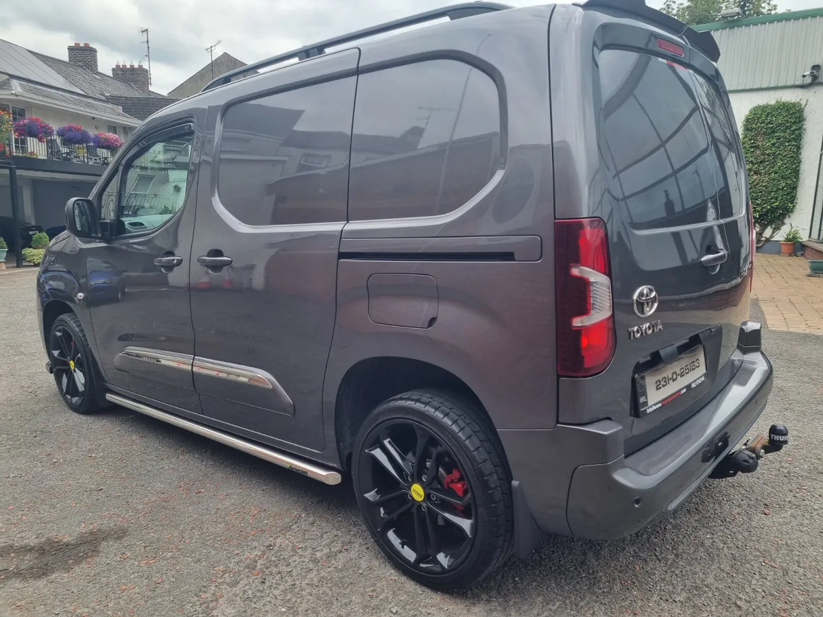 Toyota Proace City GX 1.5 100HP Speed - Image 4