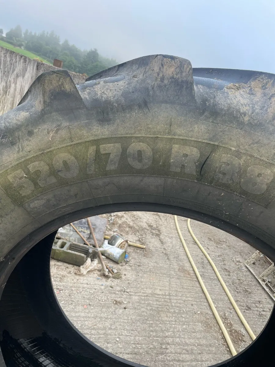 Tractor tyre - Image 1