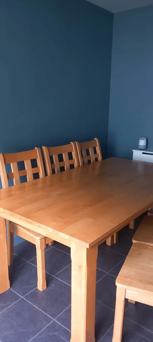 Kitchen table & Chairs - Image 1